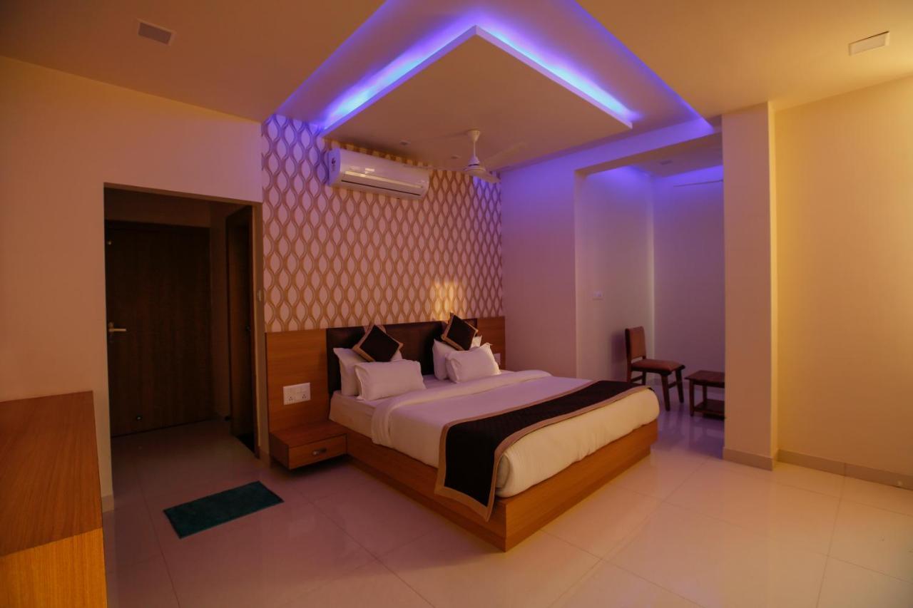 Hotel Krish Palace Pushkar Ngoại thất bức ảnh