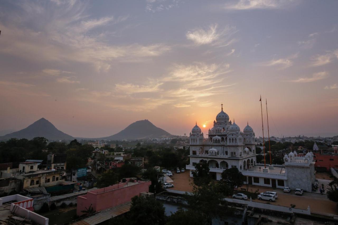 Hotel Krish Palace Pushkar Ngoại thất bức ảnh